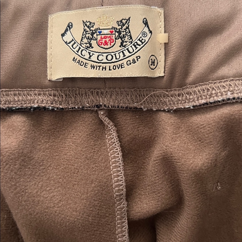 Y2K vintage Juicy Couture Brown Hoodie with Zip and matching shorts. - Picture 6 of 7